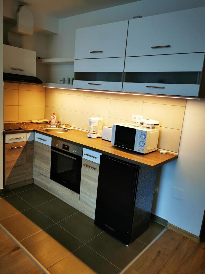 Danube Apartman บูดาเปสต์ ภายนอก รูปภาพ